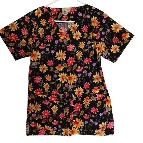 Cottonality Women's Scrub Top Size XS Flowers Ladybugs Medical Uniform Nurse - Picture 1 of 7